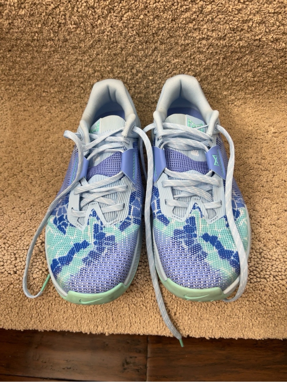 Nike Women's Light Blue Teal Purple Athletic Shoes